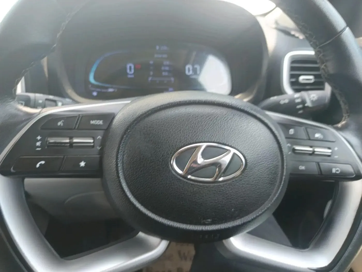 2022 Hyundai VENUE SX 1.5 CRDI, Diesel, Manual, 77,579 km, interior