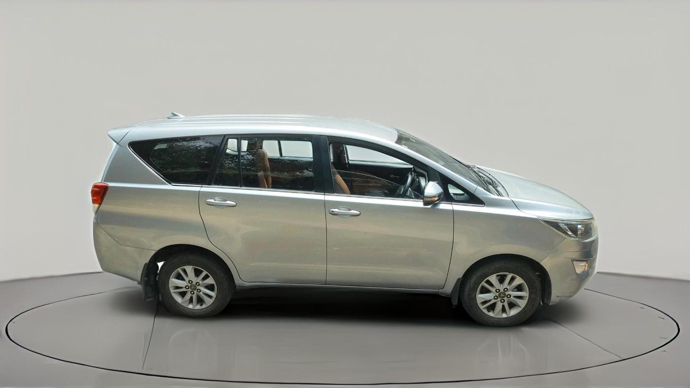 2017 Toyota Innova Crysta 2.8 GX AT 7 STR, Diesel, Automatic, 1,13,439 km, exterior
