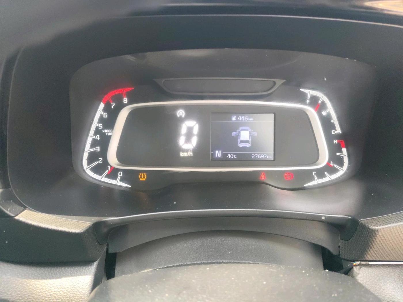 2023 KIA SONET HTK PLUS 1.0 IMT, Petrol, Manual, 27,697 km, interior