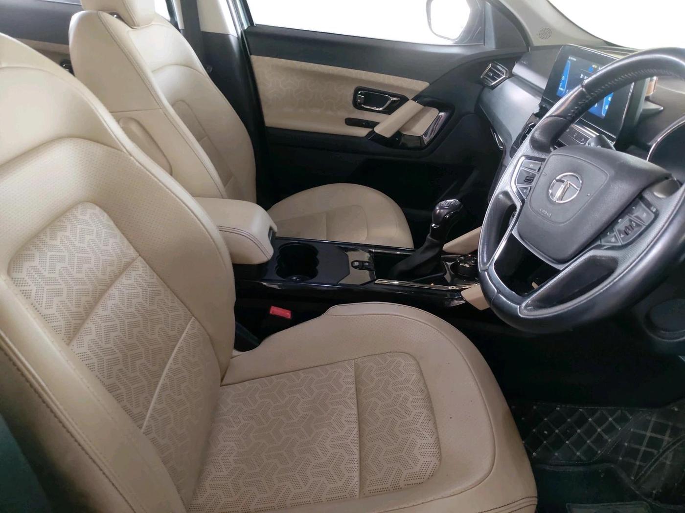 2023 Tata Safari XZA PLUS 6S, Diesel, Automatic, 37,502 km, interior