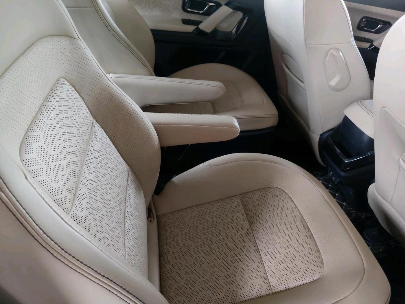 2023 Tata Safari XZA PLUS 6S, Diesel, Automatic, 37,502 km, interior