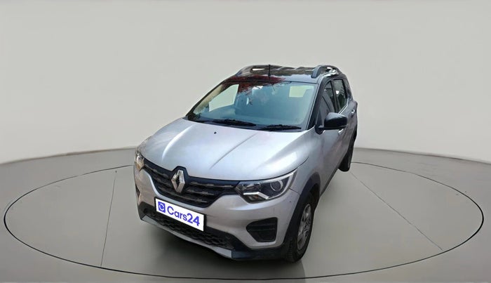 2022 Renault TRIBER RXT, Petrol, Manual, 25,241 km, exterior