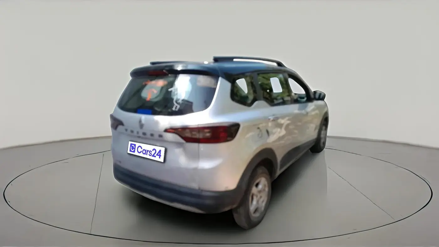 2022 Renault TRIBER RXT, Petrol, Manual, 25,241 km, exterior