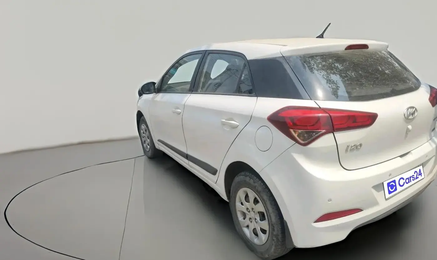 2016 Hyundai Elite i20 SPORTZ 1.2, Petrol, Manual, 1,98,199 km, exterior