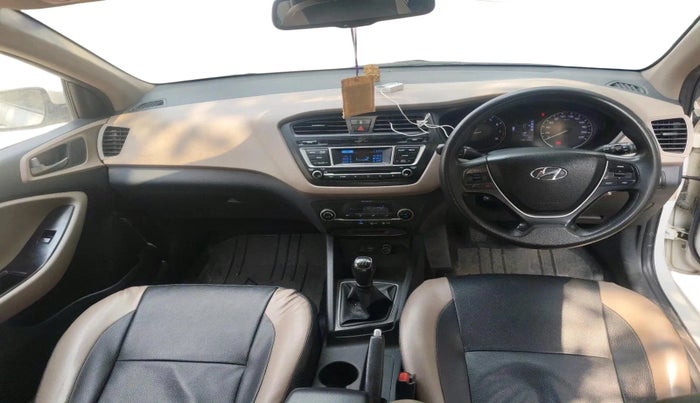 2016 Hyundai Elite i20 SPORTZ 1.2, Petrol, Manual, 1,98,199 km, interior