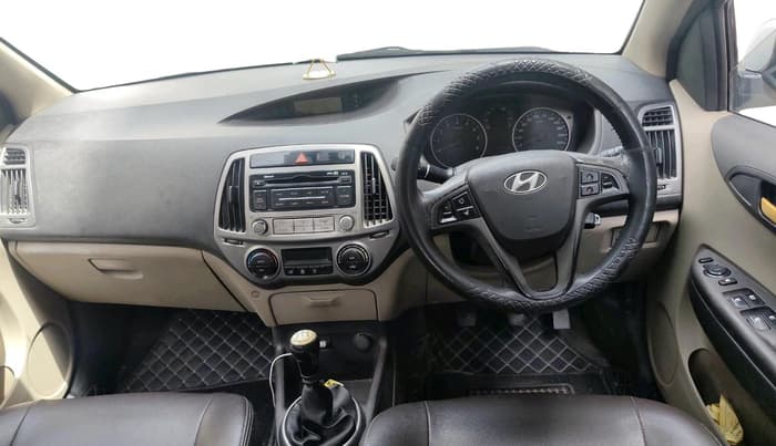 2012 Hyundai i20 SPORTZ 1.2, Petrol, Manual, 95,323 km, interior