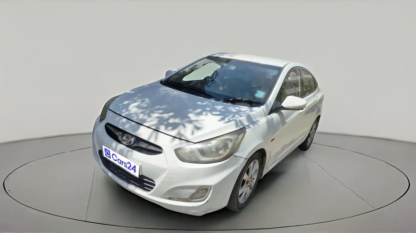 2011 Hyundai Verna FLUIDIC 1.6 VTVT SX, Petrol, Manual, 1,63,265 km, exterior