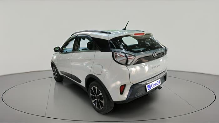 2020 Tata NEXON XM SUNROOF DIESEL, Diesel, Manual, 81,918 km, exterior