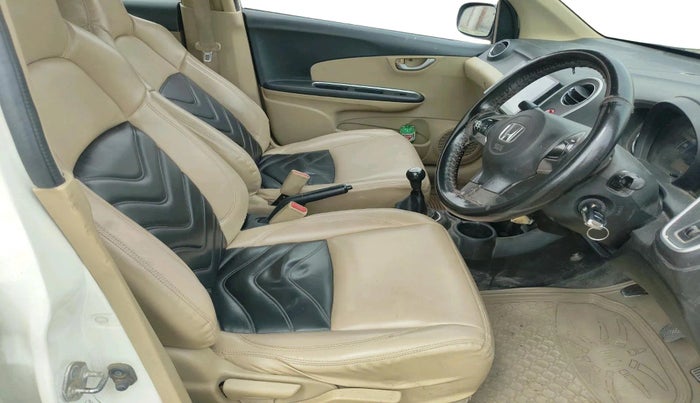 2014 Honda Mobilio 1.5L I-DTEC RS, Diesel, Manual, 93,192 km, interior