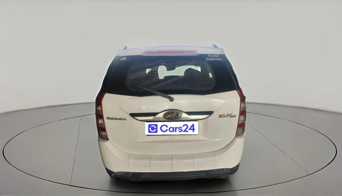 2015 Mahindra XUV500 W10 AWD, Diesel, Manual, 1,61,603 km, exterior