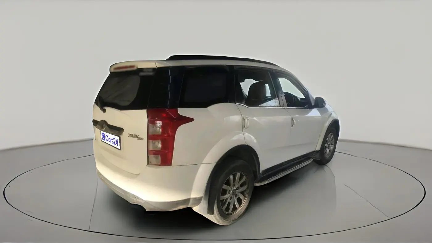 2015 Mahindra XUV500 W10 AWD, Diesel, Manual, 1,62,000 km, exterior