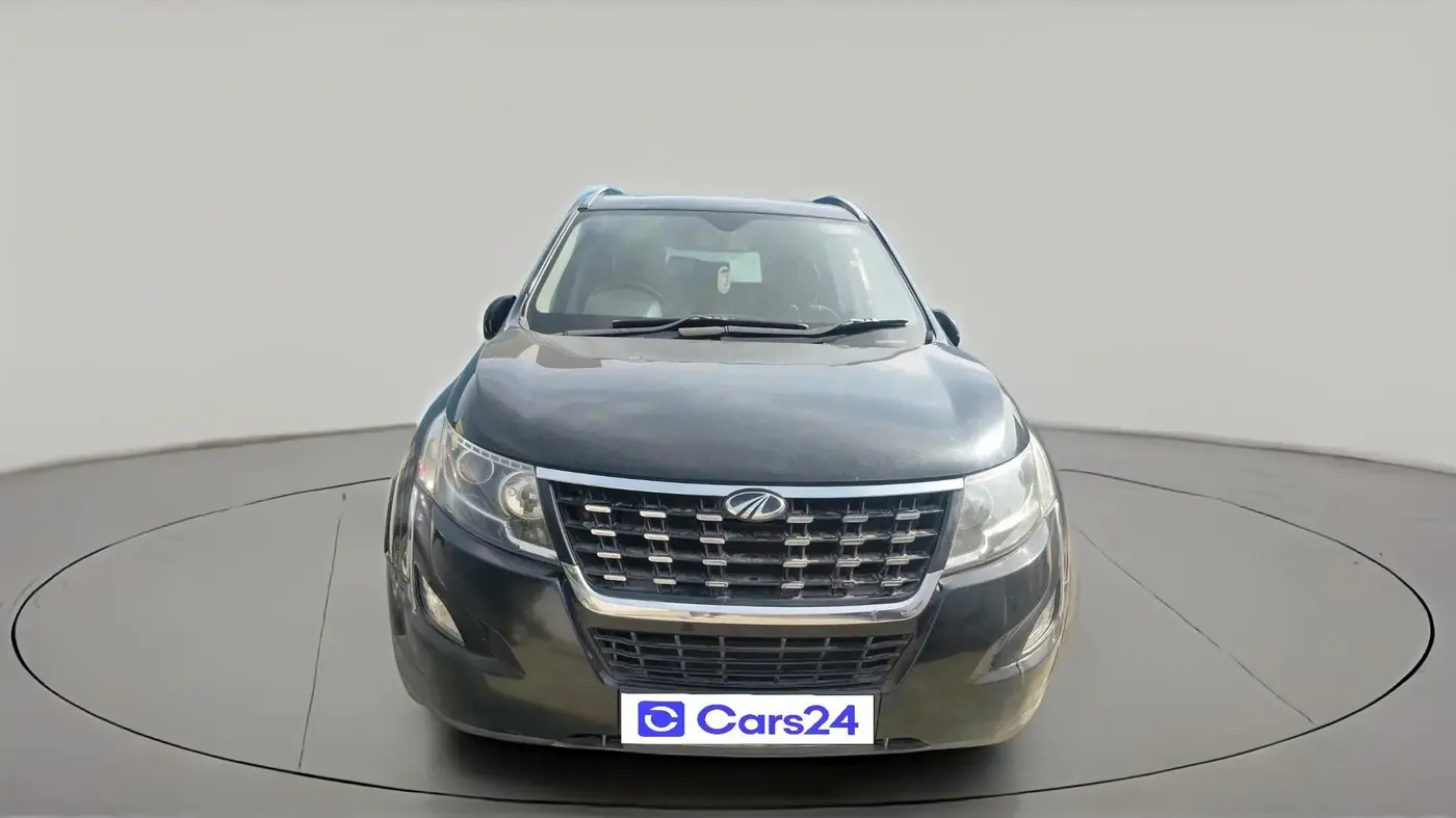 2020 Mahindra XUV500 W9 AT, Diesel, Automatic, 1,32,854 km, exterior