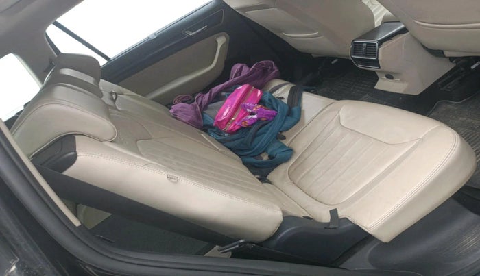 2019 Skoda Kodiaq L&K 2.0 TDI 4X4 AT, Diesel, Automatic, 1,36,851 km, interior