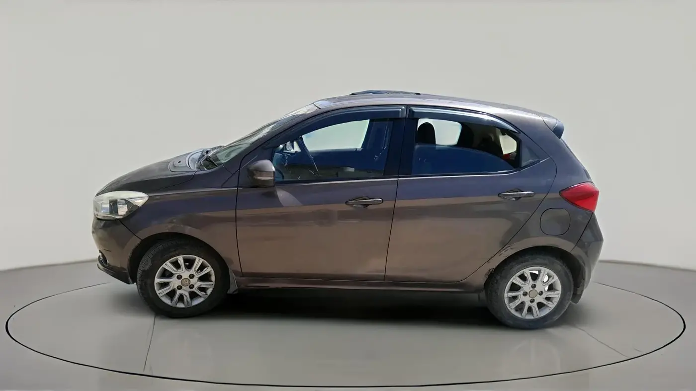 2018 Tata Tiago XZ PETROL, Petrol, Manual, 96,197 km, exterior