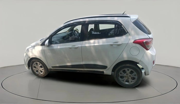 2015 Hyundai i10 SPORTZ 1.2, CNG, Manual, 1,09,100 km, exterior