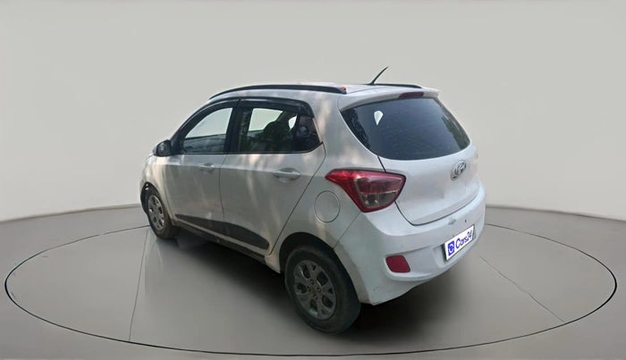 2015 Hyundai i10 SPORTZ 1.2, CNG, Manual, 1,09,100 km, exterior