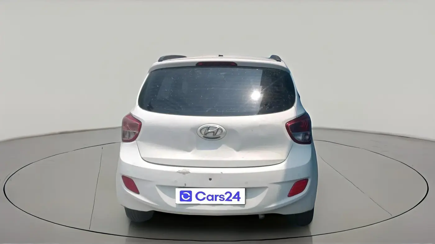 2015 Hyundai i10 SPORTZ 1.2, CNG, Manual, 1,09,100 km, exterior