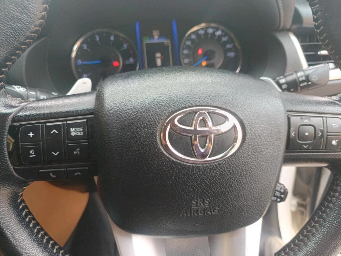 2019 Toyota Fortuner 2.8 4X2 AT, Diesel, Automatic, 86,160 km, interior