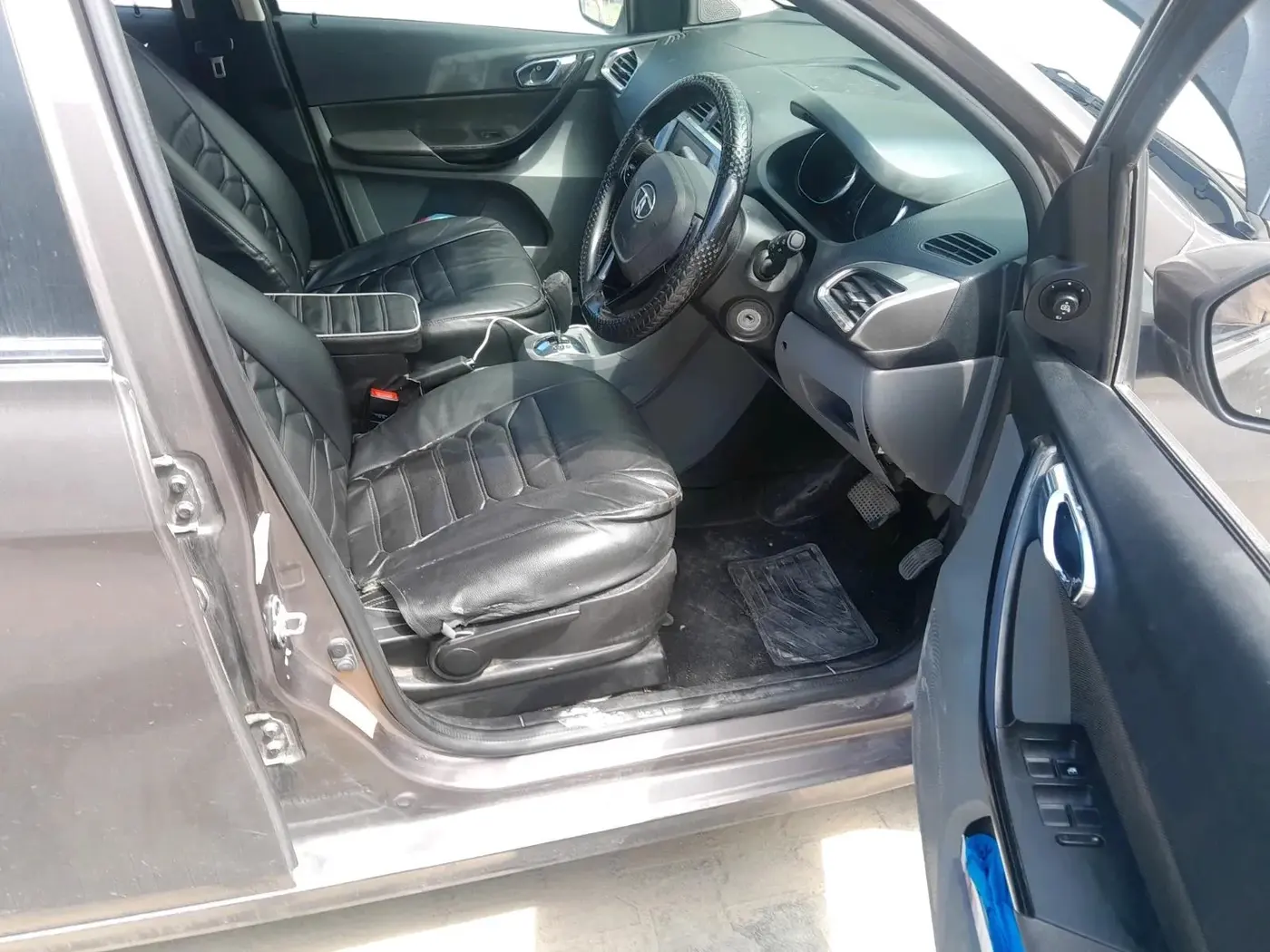 2019 Tata TIGOR XZA PLUS PETROL, Petrol, Automatic, 98,440 km, interior