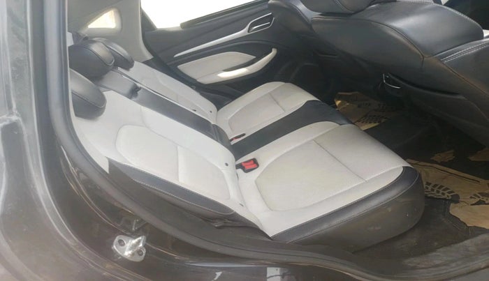2022 MG ASTOR SAVVY 1.5 CVT, Petrol, Automatic, 93,780 km, interior