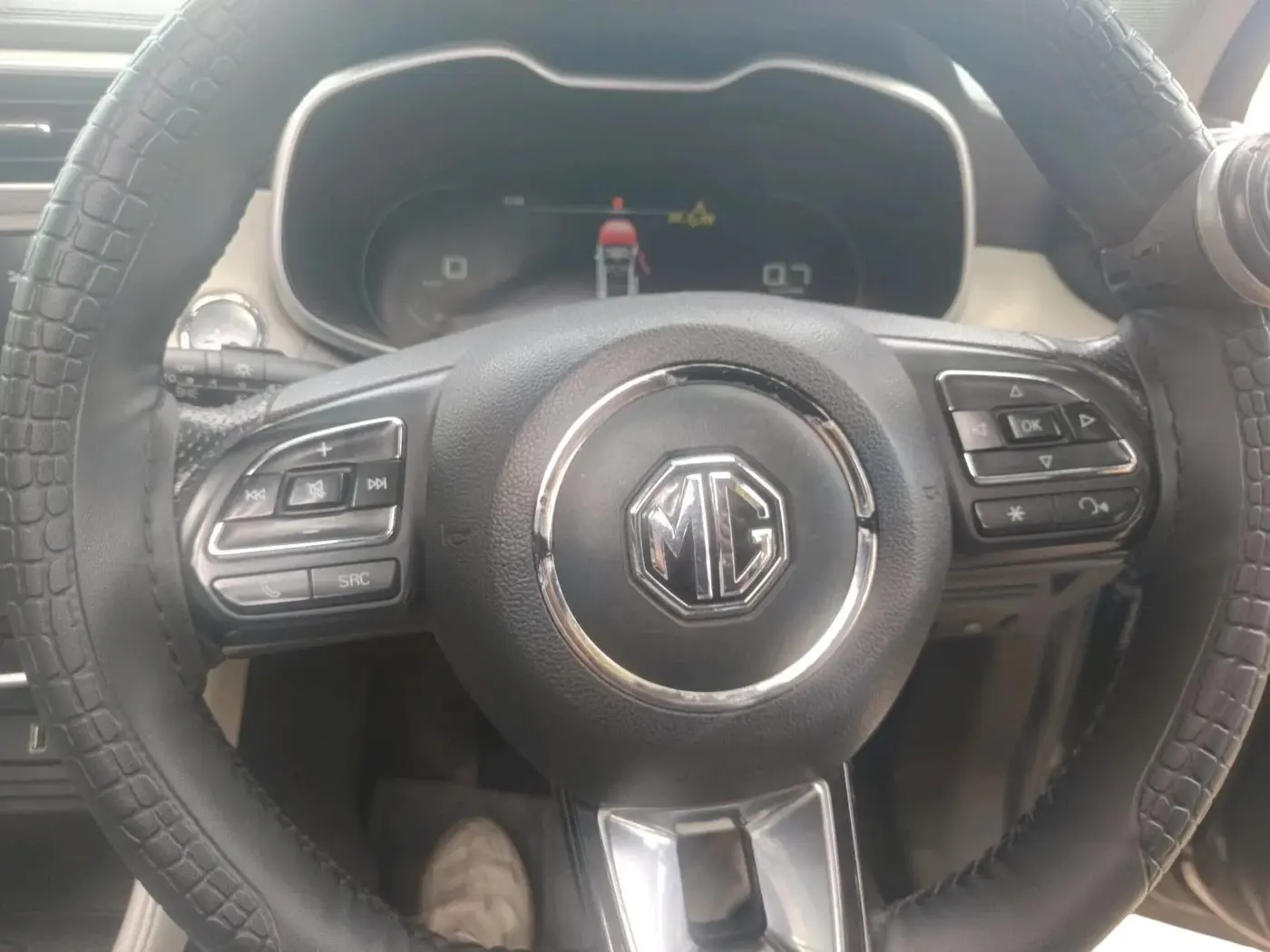 2022 MG ASTOR SAVVY 1.5 CVT, Petrol, Automatic, 93,780 km, interior