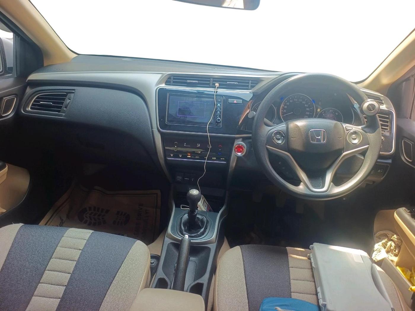 2018 Honda City 1.5L I-VTEC V MT, Petrol, Manual, 54,324 km, interior