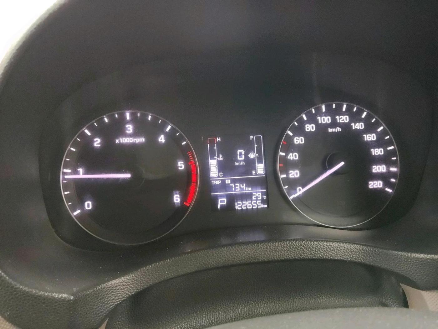2016 Hyundai Creta SX PLUS AT 1.6 DIESEL, Diesel, Automatic, 1,22,655 km, interior