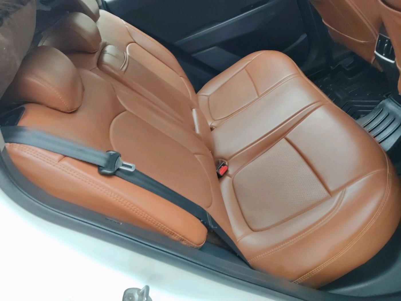 2016 Hyundai Creta SX PLUS AT 1.6 DIESEL, Diesel, Automatic, 1,22,655 km, interior