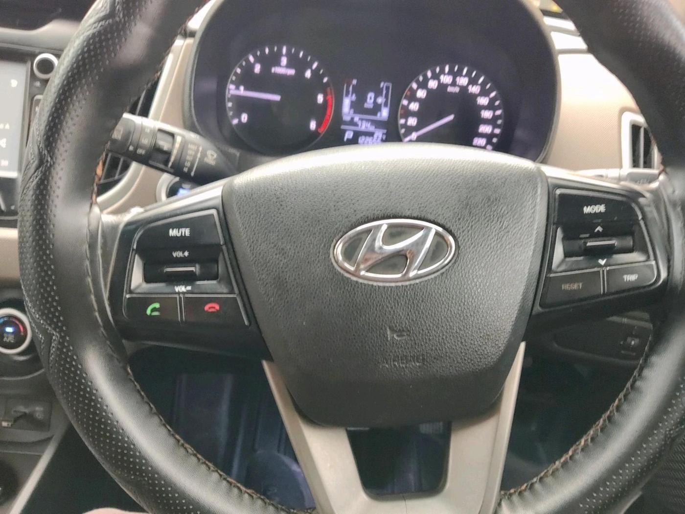 2016 Hyundai Creta SX PLUS AT 1.6 DIESEL, Diesel, Automatic, 1,22,655 km, interior