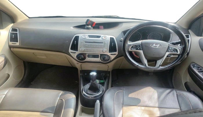 2011 Hyundai i20 ASTA 1.2, Petrol, Manual, 1,31,797 km, interior