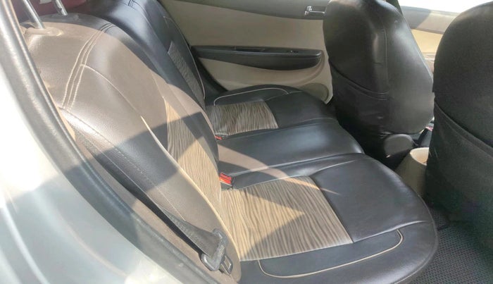 2011 Hyundai i20 ASTA 1.2, Petrol, Manual, 1,31,797 km, interior