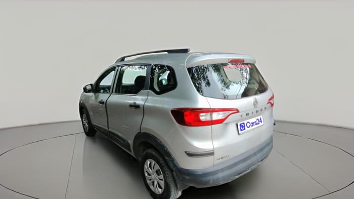 2022 Renault TRIBER RXL MT, Petrol, Manual, 50,144 km, exterior