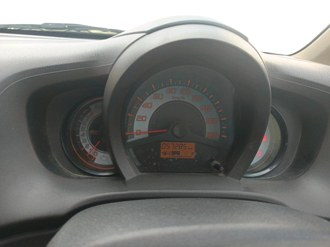 2013 Honda Brio S MT, Petrol, Manual, 57,285 km, interior