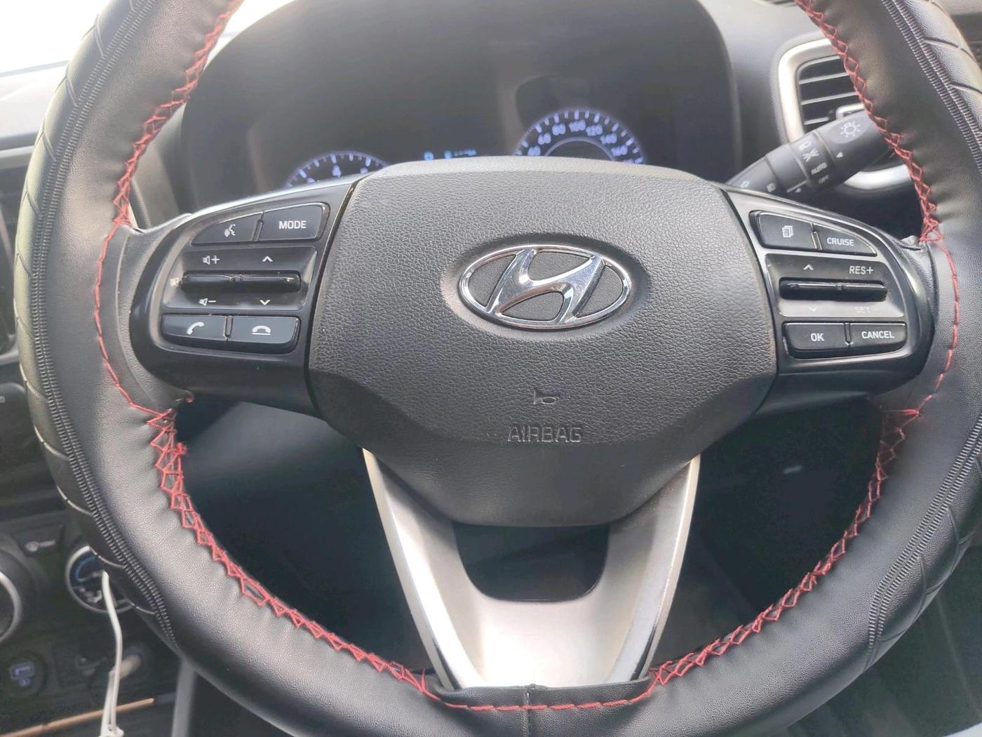2020 Hyundai VENUE SX PLUS 1.0 TURBO DCT, Petrol, Automatic, 78,626 km, interior