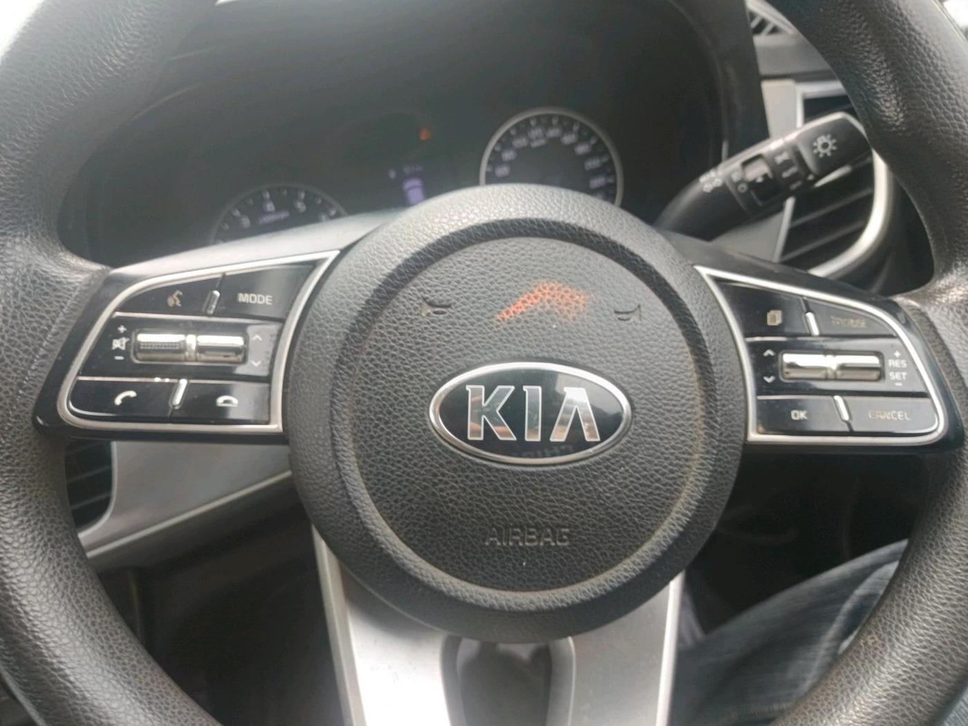 2020 KIA SELTOS HTK PLUS 1.5, Petrol, Manual, 71,444 km, interior