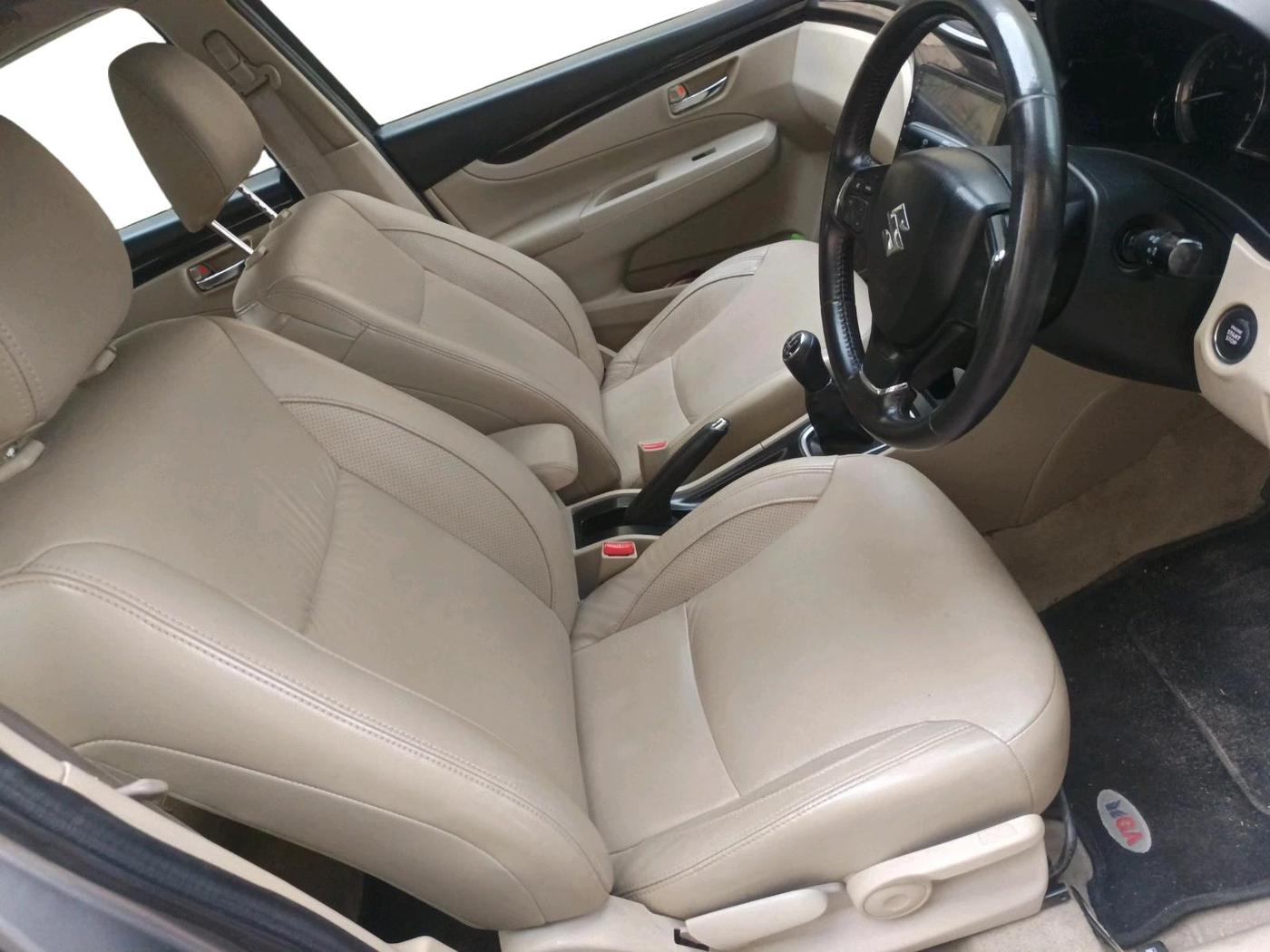 2015 Maruti Ciaz ZXI+, Petrol, Manual, 32,218 km, interior