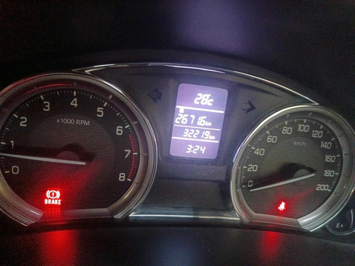 2015 Maruti Ciaz ZXI+, Petrol, Manual, 32,218 km, interior