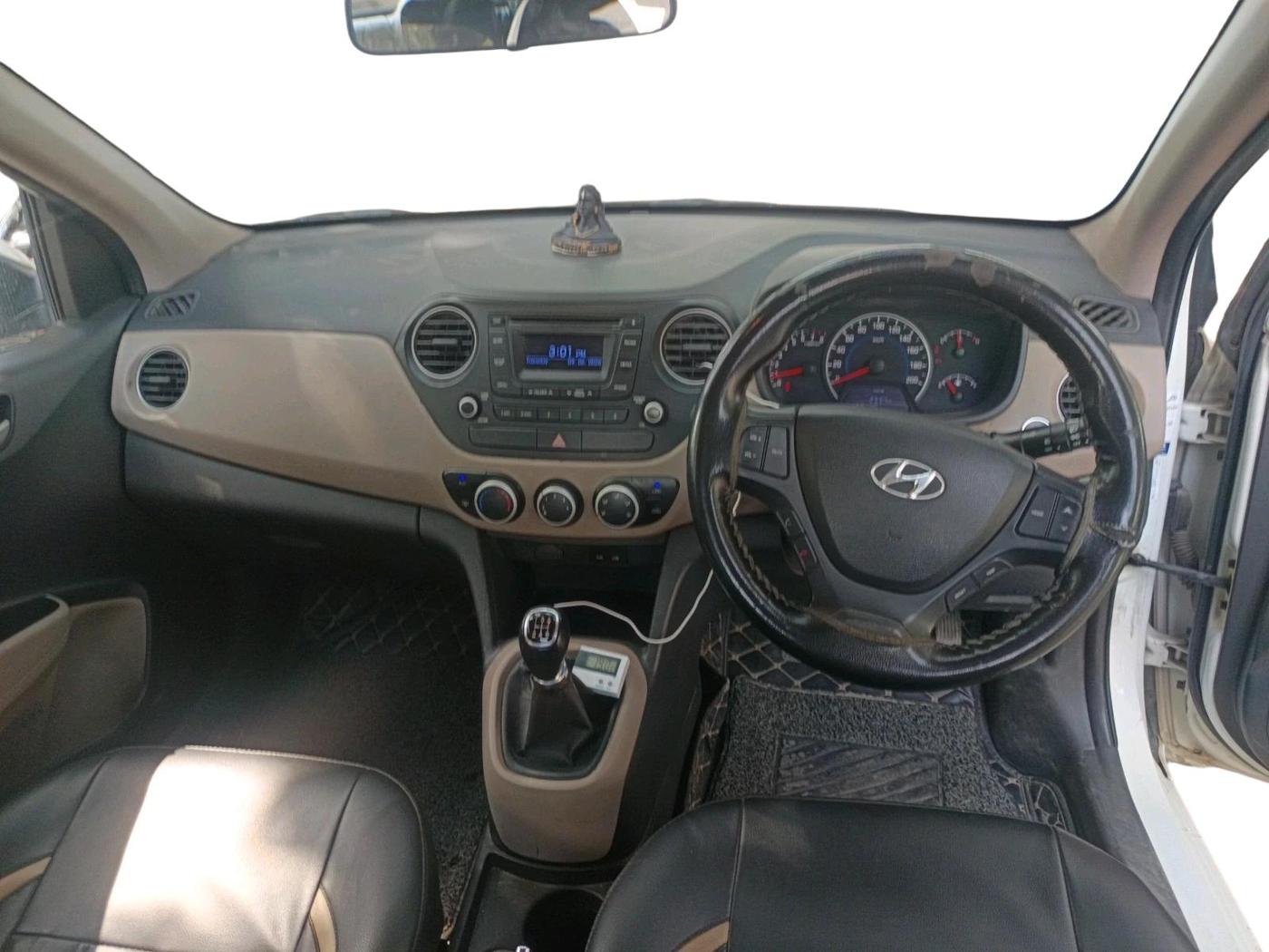 2013 Hyundai Grand i10 ASTA 1.2 KAPPA VTVT, Petrol, Manual, 89,179 km, interior