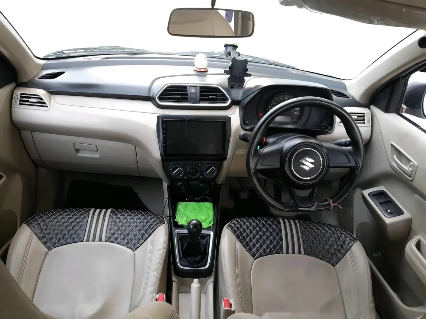 2022 Maruti Dzire LXI, Petrol, Manual, 65,563 km, interior