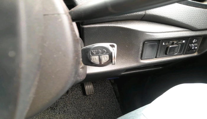 2018 Maruti Vitara Brezza VDI, Diesel, Manual, 93,381 km, interior