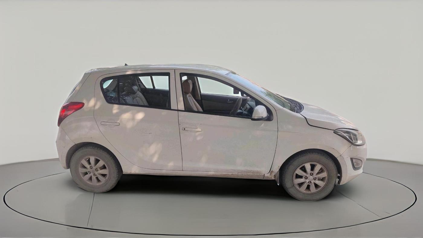 2012 Hyundai i20 SPORTZ 1.4 CRDI, Diesel, Manual, 1,31,448 km, exterior