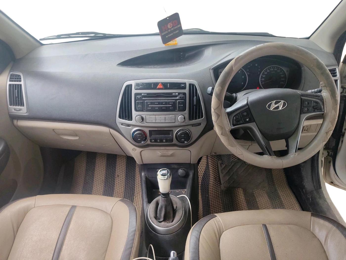 2012 Hyundai i20 SPORTZ 1.4 CRDI, Diesel, Manual, 1,31,448 km, interior