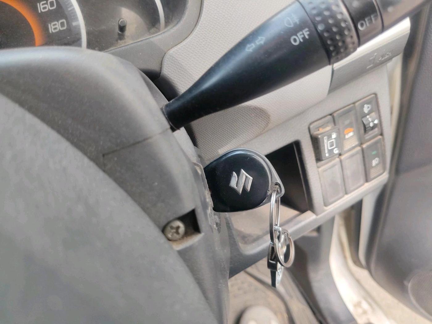 2012 Maruti Wagon R 1.0 VXI, CNG, Manual, 81,490 km, interior