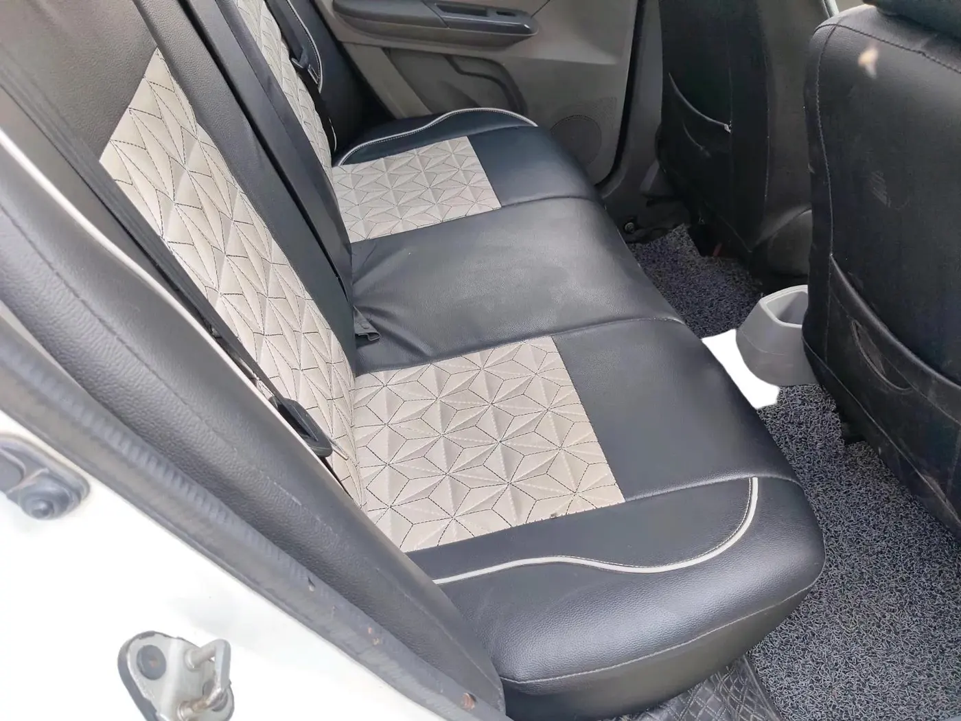 2022 Tata TIGOR XZ CNG, CNG, Manual, 76,383 km, interior