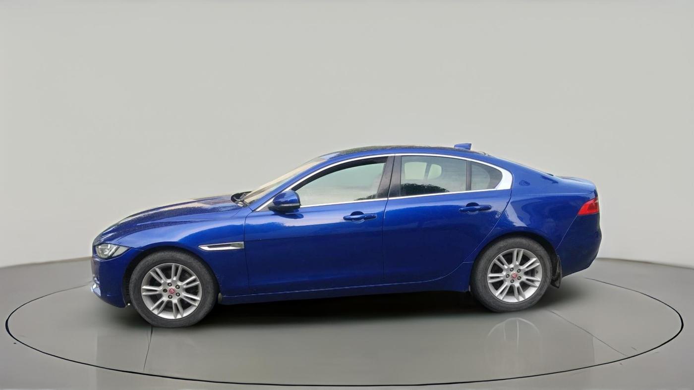 2018 Jaguar XE PORTFOLIO DIESEL, Diesel, Automatic, 84,280 km, exterior