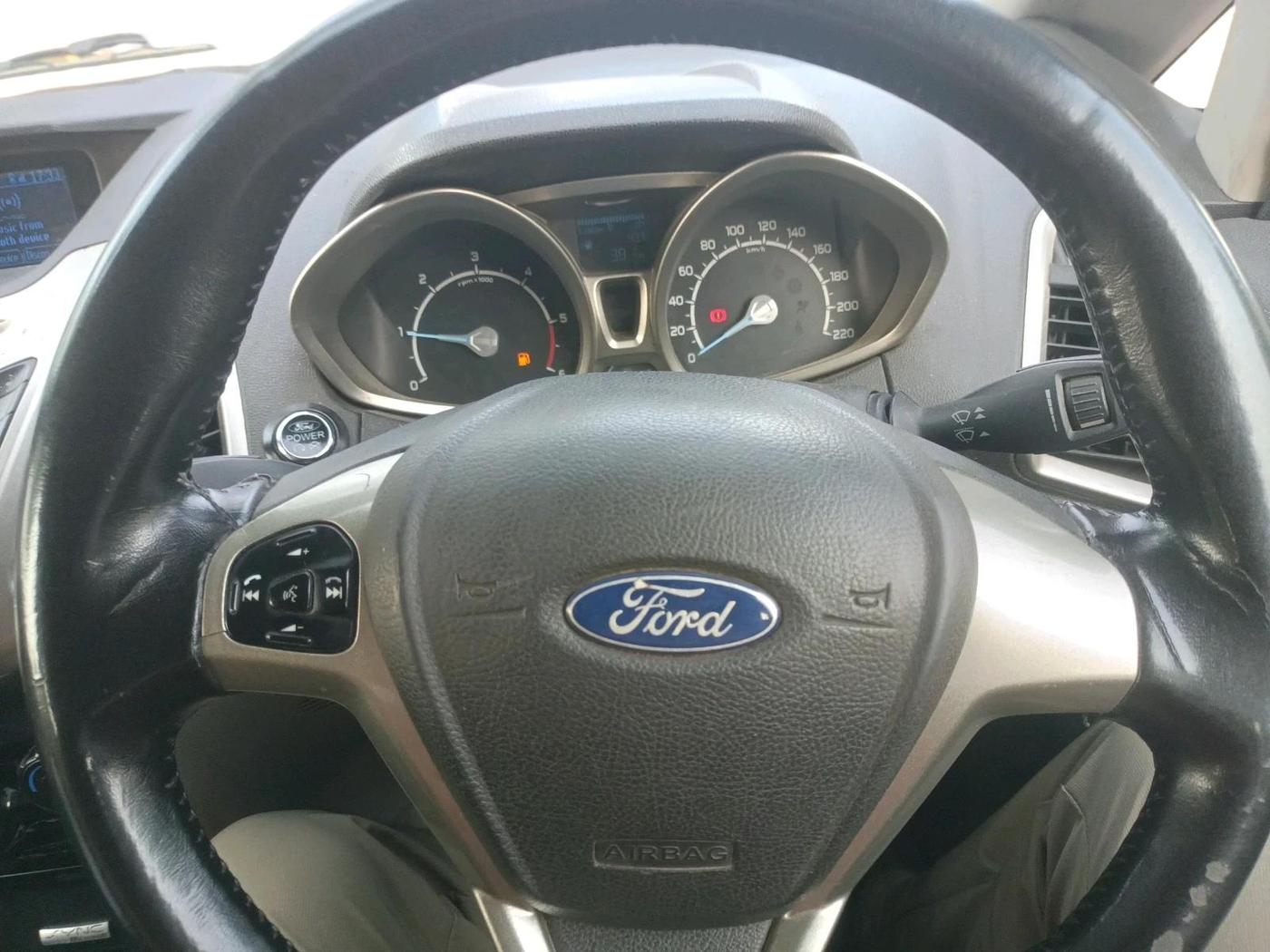 2013 Ford Ecosport TITANIUM 1.5L DIESEL, Diesel, Manual, 1,54,384 km, interior