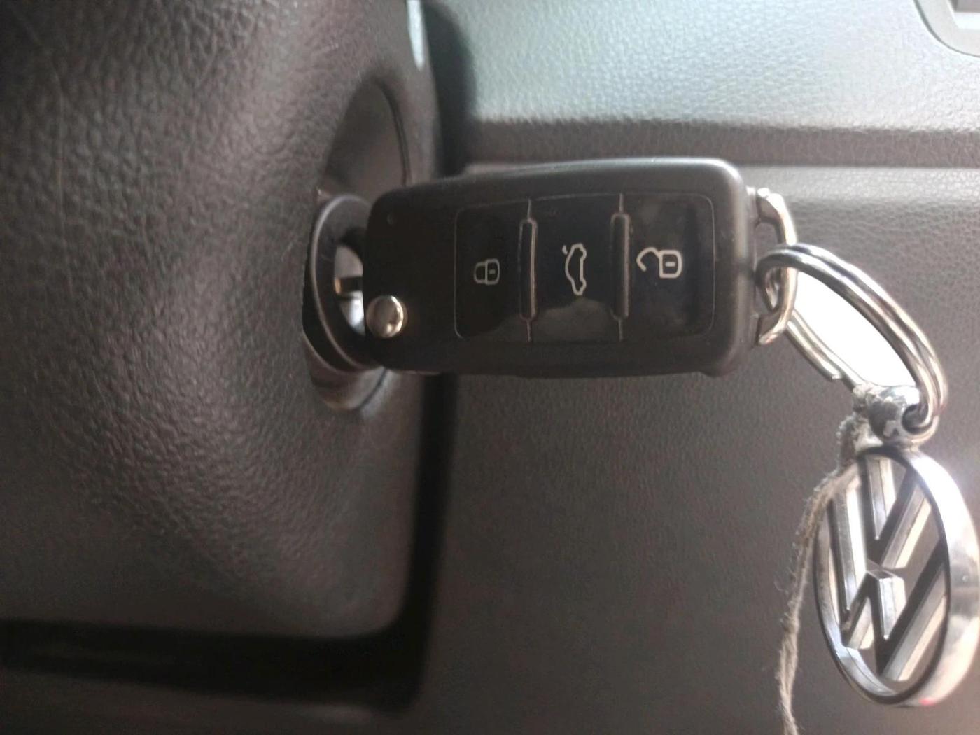 2022 Volkswagen Polo COMFORTLINE 1.0L TSI AT, Petrol, Automatic, 31,433 km, interior