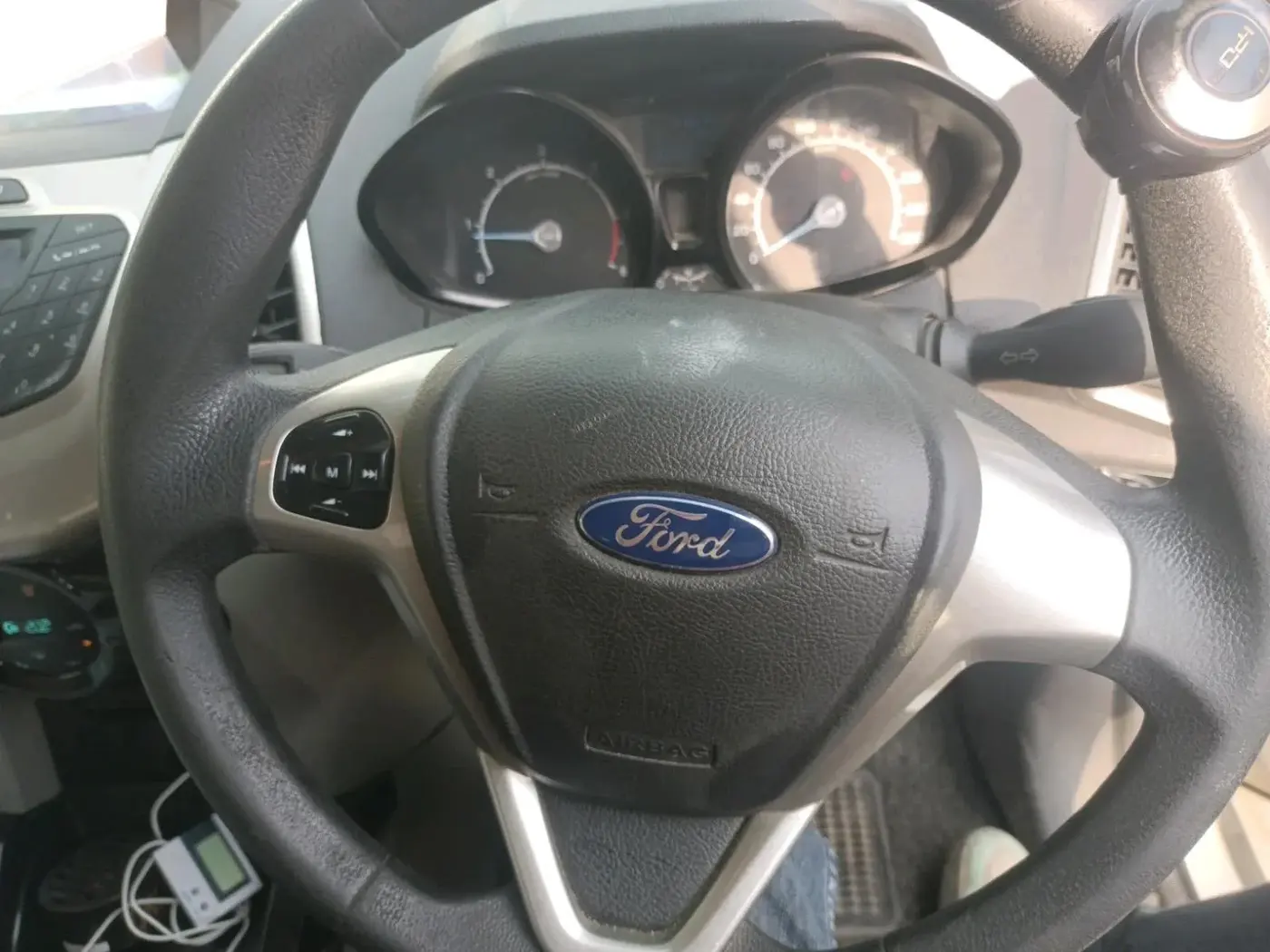 2016 Ford Ecosport TREND+ 1.5L DIESEL, Diesel, Manual, 1,30,552 km, interior
