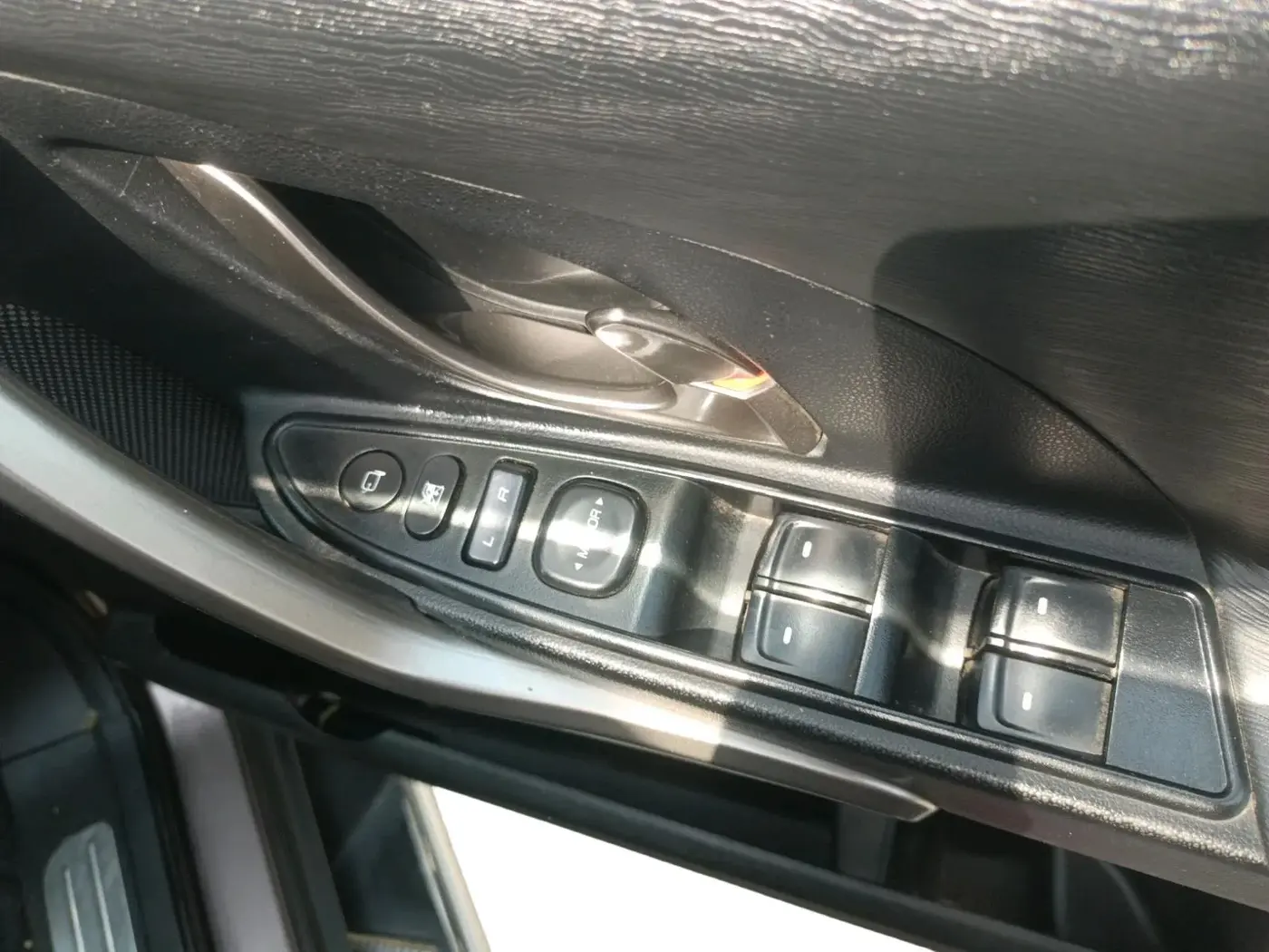 2021 Mahindra XUV500 W9 AT, Diesel, Automatic, 79,747 km, interior