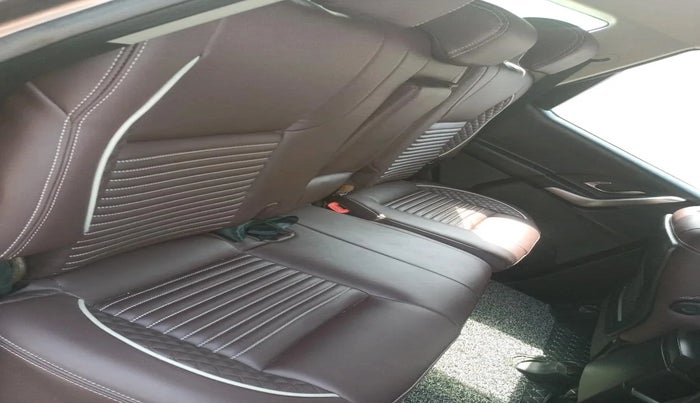 2021 Mahindra XUV500 W9 AT, Diesel, Automatic, 79,747 km, interior